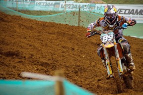 中国足球职业俱乐部完善心理咨询服务体系，中国足球协会2020行动计划