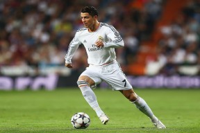 尤文图斯引援不断，中场实力显著获增强